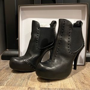 Pedro Garcia: Chakra Bombé - Black - Italian Size:38